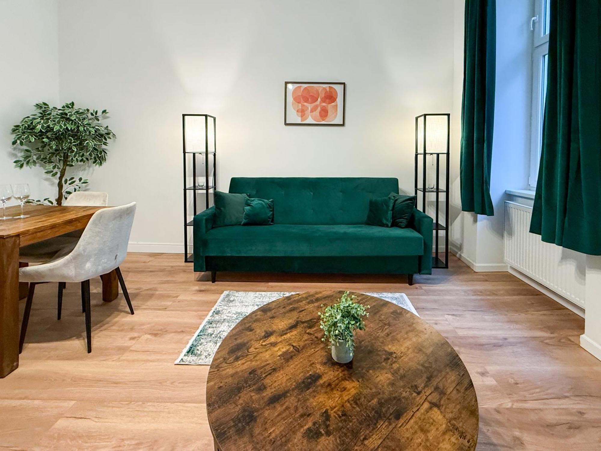 Brand New Renovated, Centre, Quiet Street, Amazing Location *